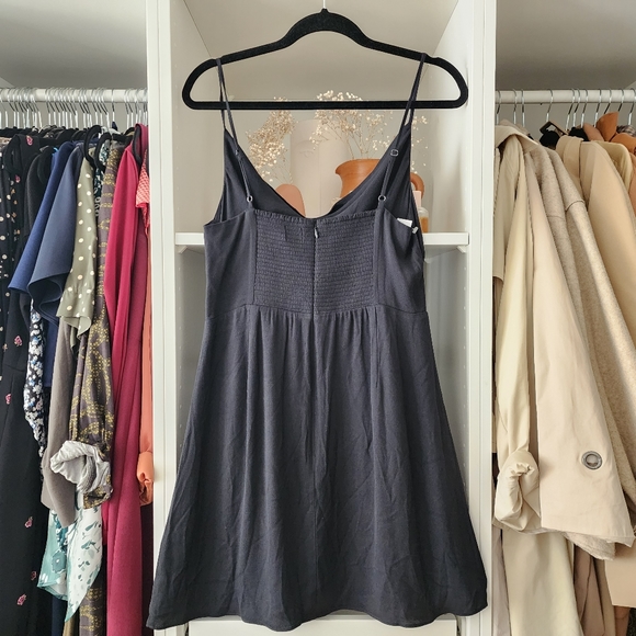 NWT Aritzia Mini Dress - Picture 2 of 8